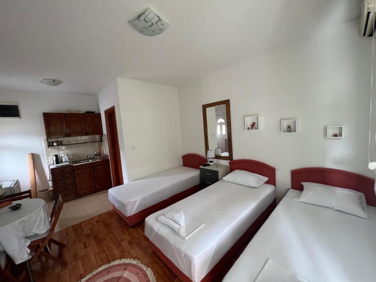 Apartman Tristan Херцег-Новий Екстер'єр фото